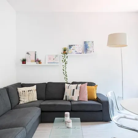 Spacious 3 Bed In The Heart Of Sant Antoni Apartamento *