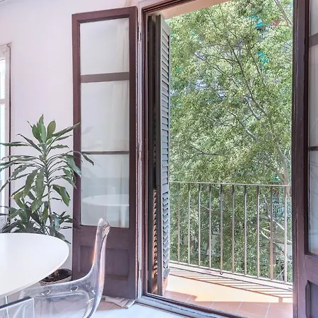 Spacious 3 Bed In The Heart Of Sant Antoni Apartamento *