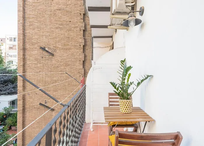 Spacious 3 Bed In The Heart Of Sant Antoni,